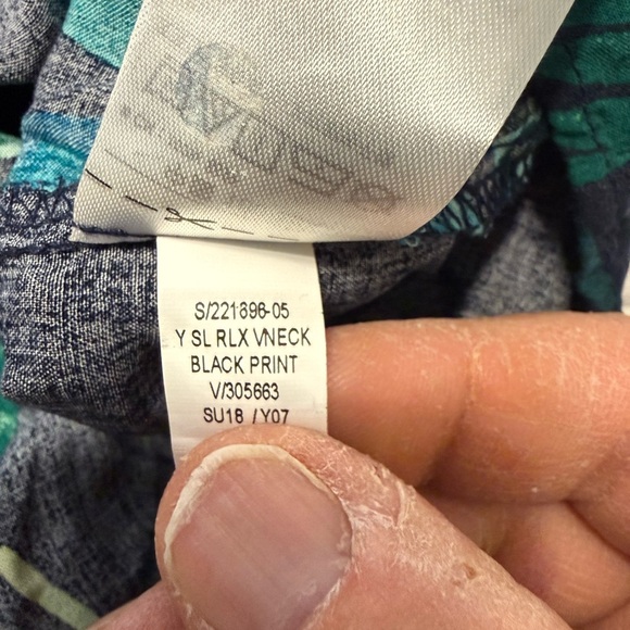 Old Navy Leafy Green and Navy Sleeveless Relaxed V-Neck Blouse Top S - Picture 4 of 6